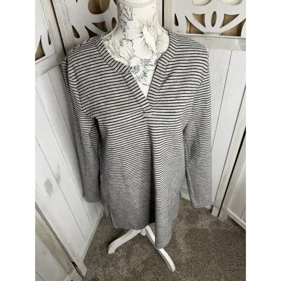 Duluth Trading Company Tunic Shirt Dress Womens Size Medium Striped Gray - Picture 1 of 6